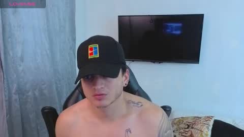 MIKKE online show from 12-20-25, 02:13