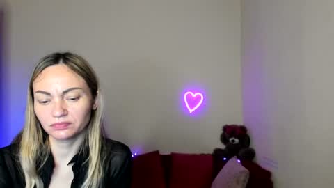 Adalina online show from 06-12-26, 07:18