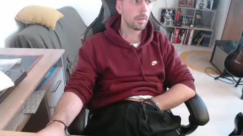 mikmik91 online show from 02-26-26, 03:44