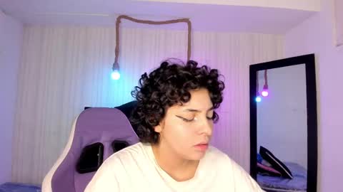   miku katsuragi  online show from 09-29-25, 01:33