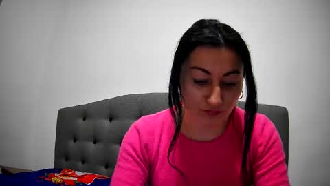 Snapshot of mikyloveu chatting on 12-27-24, 03:59 Mikyloveu online show from 12-27-24, 03:59