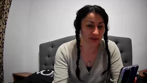 Snapshot of mikyloveu chatting on 03-07-25, 04:22 Mikyloveu online show from 03-07-25, 04:22