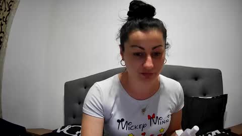 Snapshot of mikyloveu chatting on 03-08-25, 05:22 Mikyloveu online show from 03-08-25, 05:22