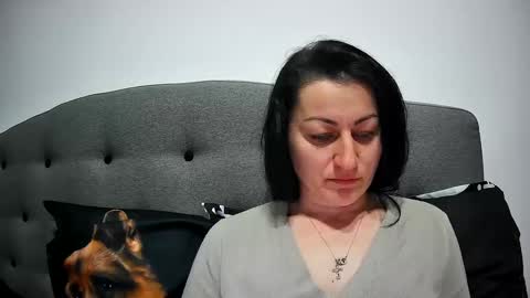 Snapshot of mikyloveu chatting on 03-12-25, 06:22 Mikyloveu online show from 03-12-25, 06:22