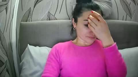 Snapshot of mikyloveu chatting on 10-16-25, 05:03 Mikyloveu online show from 10-16-25, 05:03