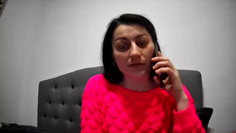 Snapshot of mikyloveu chatting on 02-15-26, 05:20 Mikyloveu online show from 02-15-26, 05:20