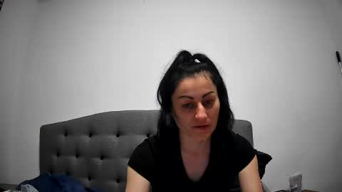 Snapshot of mikyloveu chatting on 03-16-26, 05:39 Mikyloveu online show from 03-16-26, 05:39