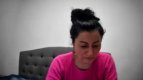 Snapshot of mikyloveu chatting on 03-30-26, 03:57 Mikyloveu online show from 03-30-26, 03:57