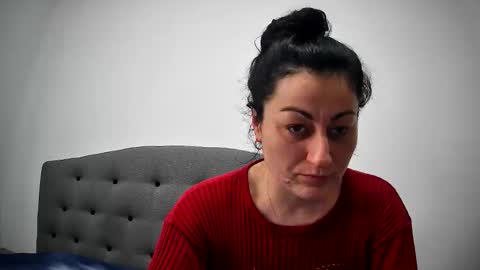 Snapshot of mikyloveu chatting on 03-31-26, 03:23 Mikyloveu online show from 03-31-26, 03:23