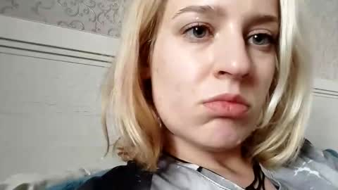 Mila 420 online show from 10-24-25, 09:38