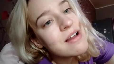 Mila 420 online show from 11-28-25, 09:01