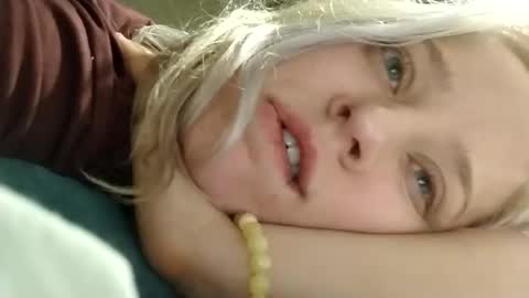 Mila 420 online show from 04-21-26, 12:01