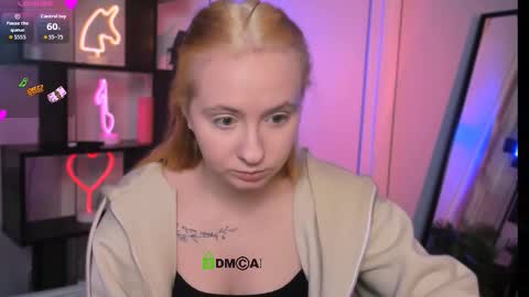 mila_glow online show from 12-14-25, 07:29