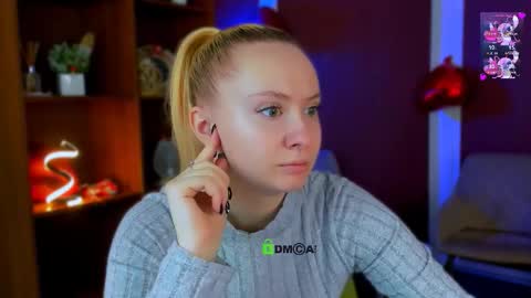 mila_glow online show from 02-12-26, 12:22