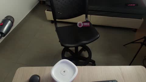 Milena  online show from 01-20-25, 11:13