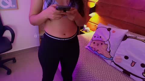 Milena  online show from 05-13-26, 11:40