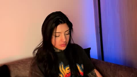     online show from 01-06-26, 07:12