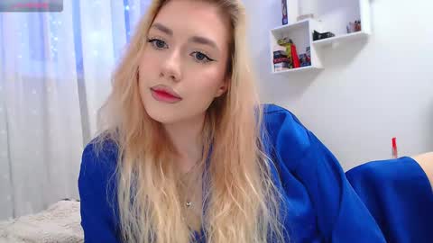 mila nowak online show from 05-04-26, 05:53