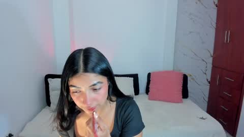 Snapshot of mila_rose1 chatting on 06-02-26, 02:24 martina online show from 06-02-26, 02:24
