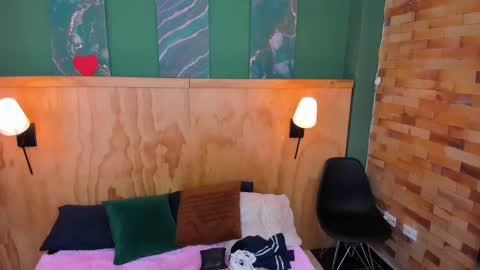 Mila and samy online show from 10-08-25, 12:14