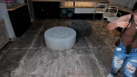 Mila online show from 03-16-26, 12:06