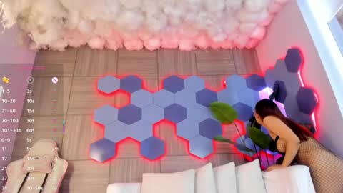    online show from 04-24-26, 09:56