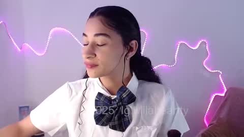 Snapshot of milah_hearrty chatting on 09-21-25, 05:47 Milah online show from 09-21-25, 05:47