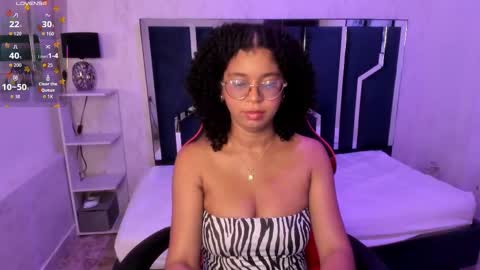 Milenna online show from 09-30-25, 04:39