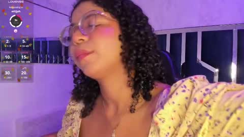 Milenna online show from 10-12-25, 04:22