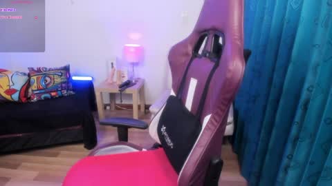 Lorena online show from 05-14-26, 02:51