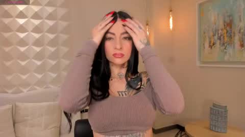 Snapshot of milalawrence_ chatting on 05-07-26, 11:37 Mila online show from 05-07-26, 11:37