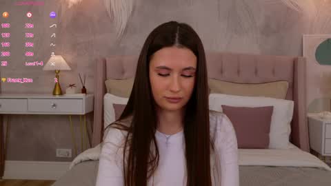 milaleoneli online show from 04-26-26, 03:32