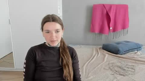 milamoll673 online show from 06-04-26, 01:39