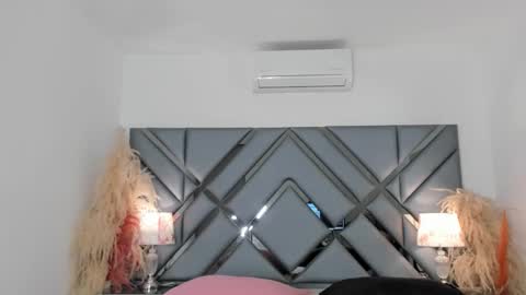 milan_lewiss online show from 10-03-25, 11:51