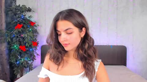 Milana online show from 12-19-24, 11:29