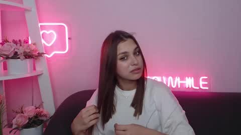 Snapshot of milanaangelas chatting on 01-24-25, 05:53 milanaangelas online show from 01-24-25, 05:53