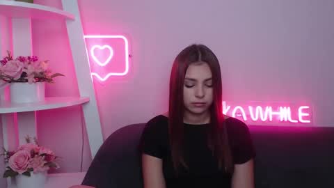 Snapshot of milanaangelas chatting on 02-17-25, 05:36 milanaangelas online show from 02-17-25, 05:36