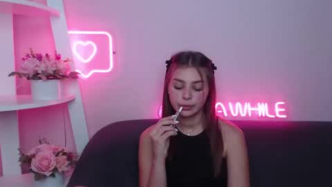 Snapshot of milanaangelas chatting on 02-21-25, 06:04 milanaangelas online show from 02-21-25, 06:04