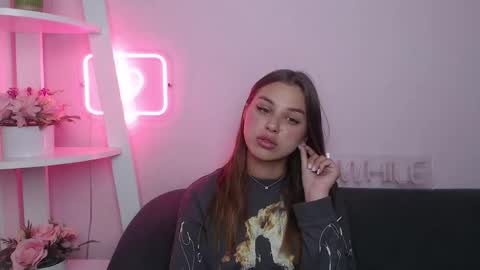 Snapshot of milanaangelas chatting on 09-09-25, 07:46 milanaangelas online show from 09-09-25, 07:46