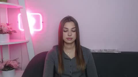 Snapshot of milanaangelas chatting on 11-28-25, 05:54 milanaangelas online show from 11-28-25, 05:54