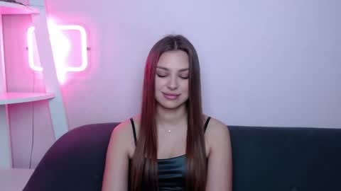 milanaangelas online show from 04-03-26, 04:43