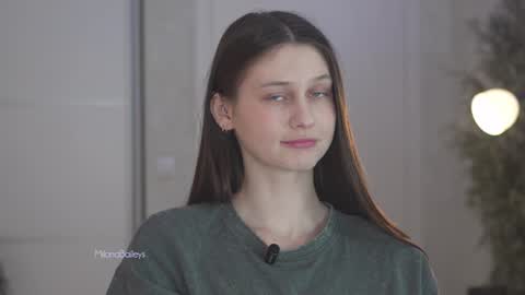 Milana   online show from 01-26-25, 04:09