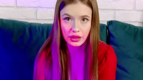 MilanaBalmain online show from 02-05-25, 05:09