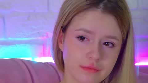 MilanaBalmain online show from 03-14-26, 04:51