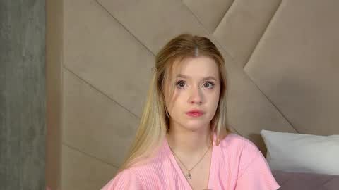 MilanaBalmain online show from 04-06-26, 04:46