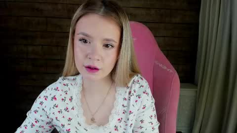 MilanaBalmain online show from 04-20-26, 04:26