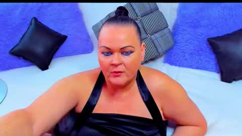 Lana online show from 11-25-25, 09:09