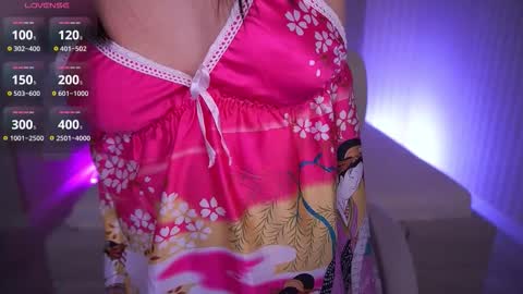 Milana online show from 10-20-25, 01:00