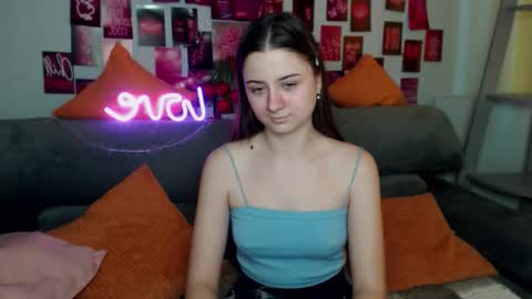 Snapshot of milanaroz chatting on 11-08-25, 06:46 milanaroz online show from 11-08-25, 06:46