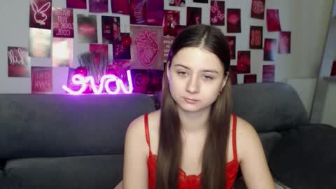 Snapshot of milanaroz chatting on 11-20-25, 05:51 milanaroz online show from 11-20-25, 05:51